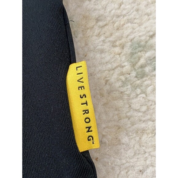 Lot of 3 Golf Polos Size Small PUMA Camo Blue Nike LIVESTRONG Under Armour - Picture 8 of 12